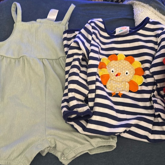 Toddler girls 24m - 2T clothing - 40 pieces - Picture 16 of 16